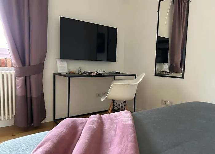 Casale Appia Bed & Breakfast 4*