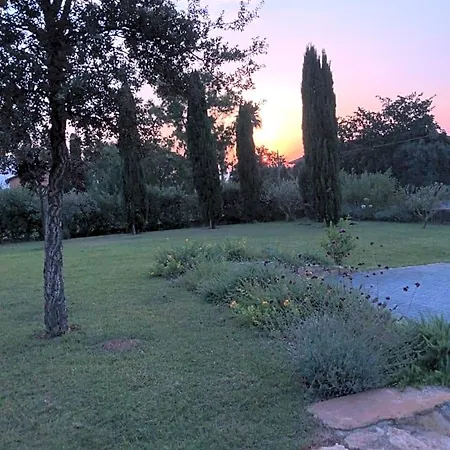 Casale Appia 4*