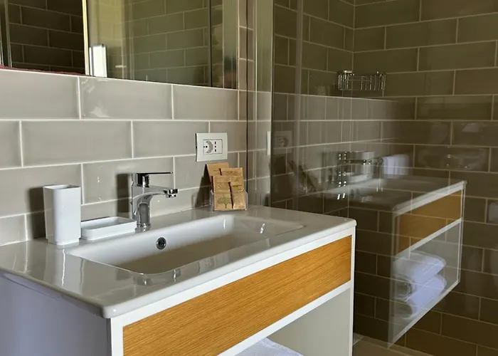 Bed and Breakfast Casale Appia 4*
